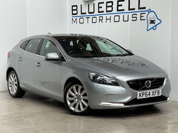 Used Volvo V40 2014 for sale - 77234686: Photo