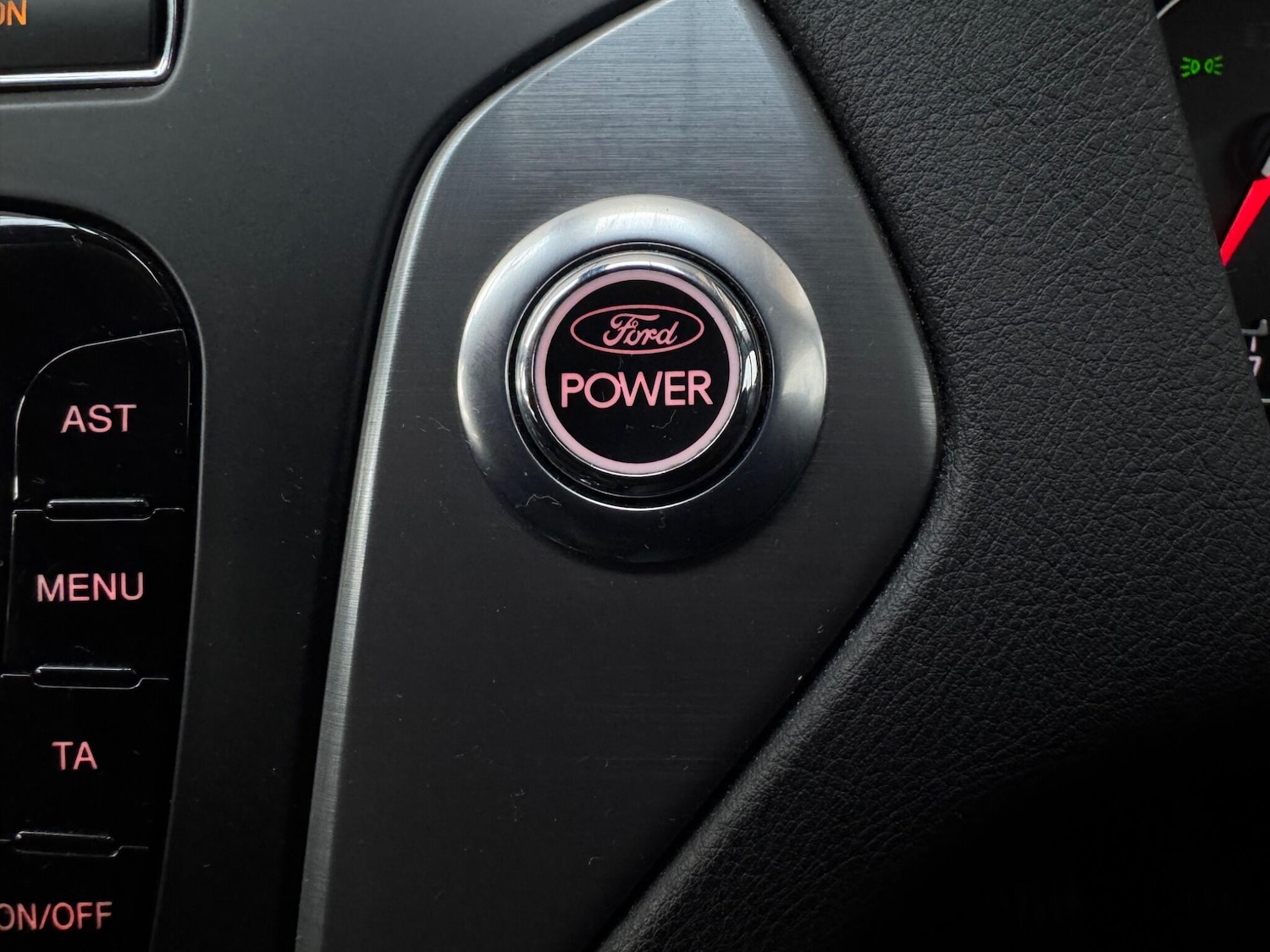 Used Ford Mondeo 2011 for sale - 78149978: Photo 17