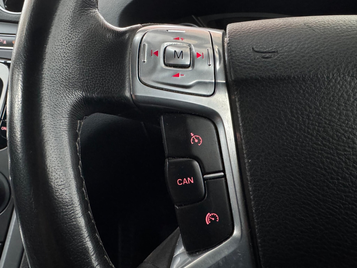 Used Ford Mondeo 2011 for sale - 78149978: Photo 19