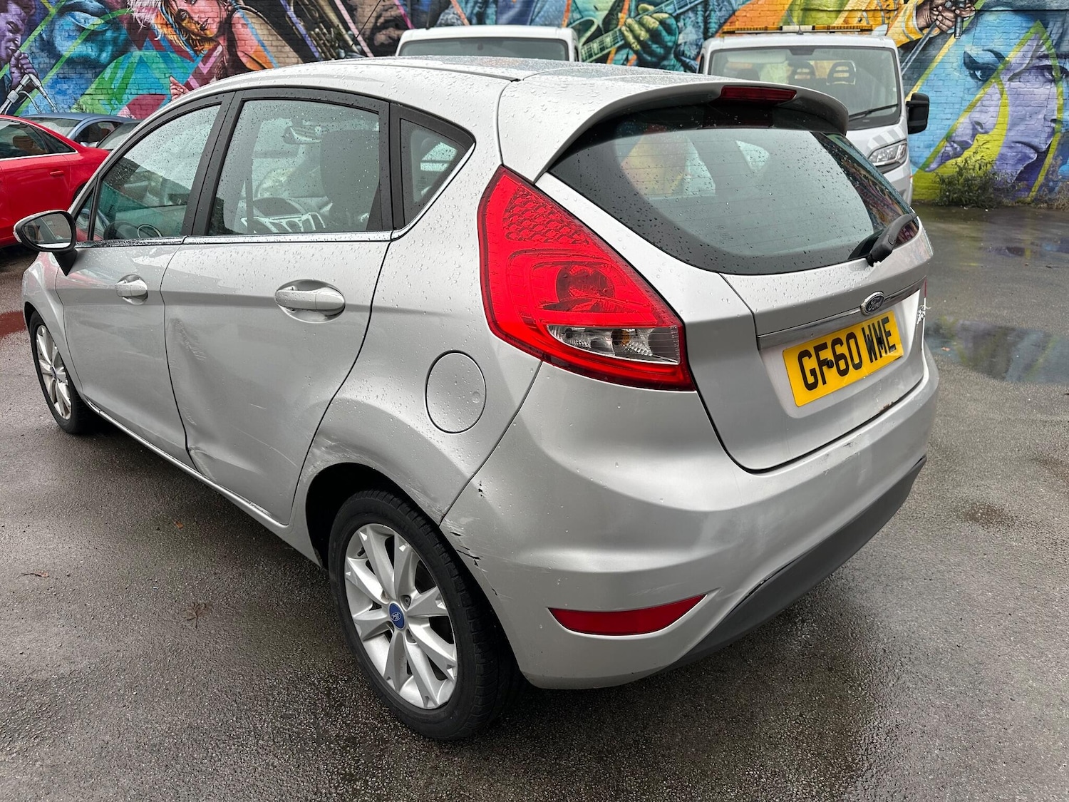 Used Ford Fiesta 2010 for sale - 76338689: Photo 4