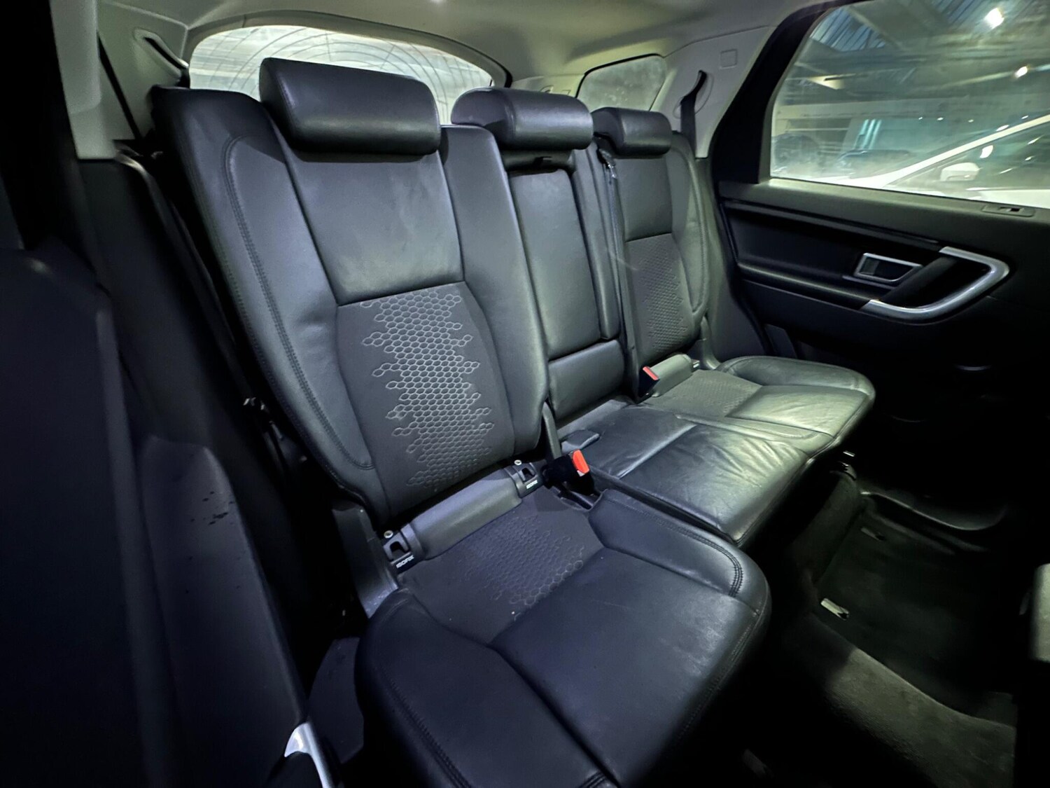 Used Land Rover Discovery Sport 2017 for sale - 77457957: Photo 11