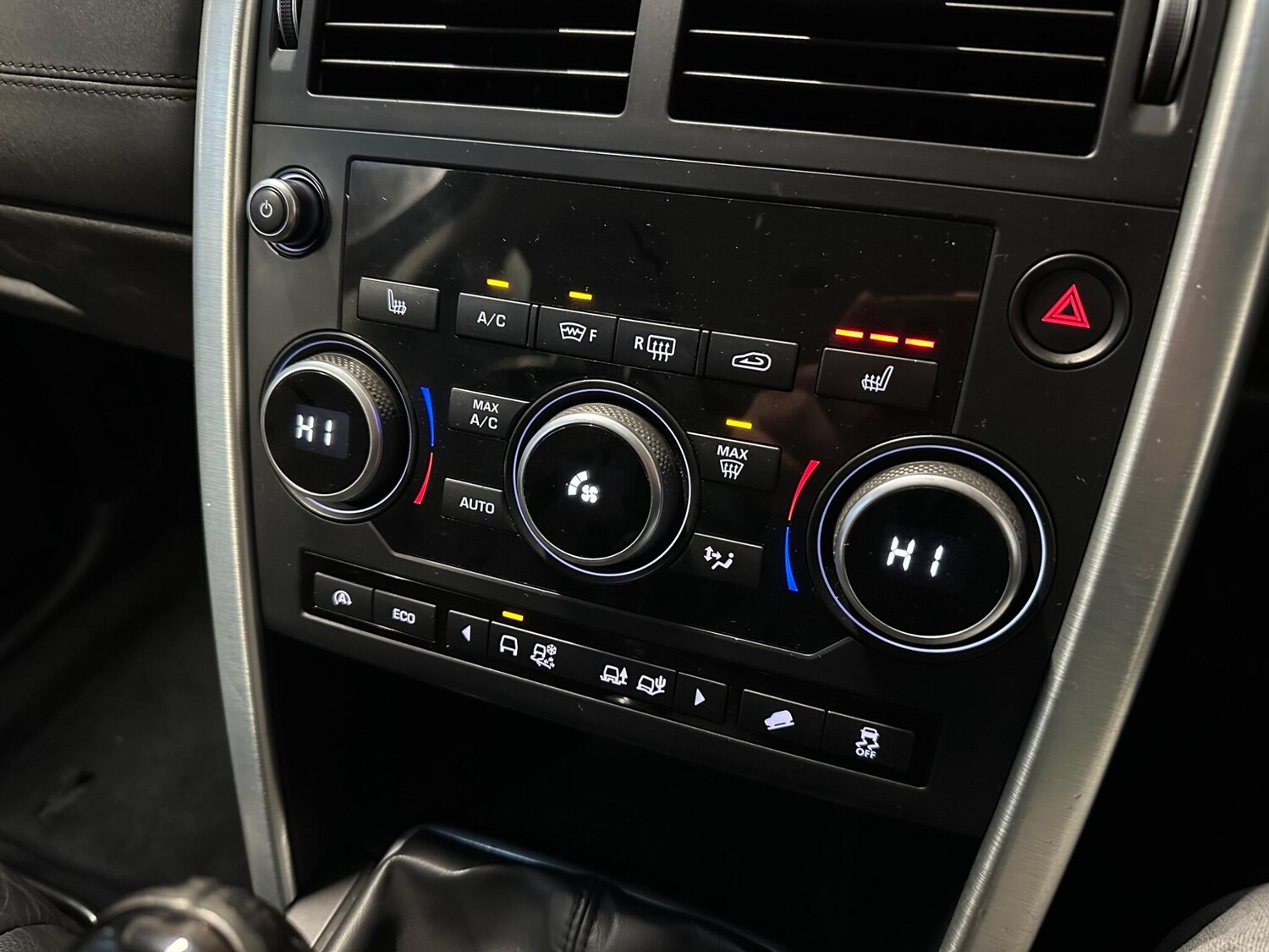 Used Land Rover Discovery Sport 2017 for sale - 77457957: Photo 17