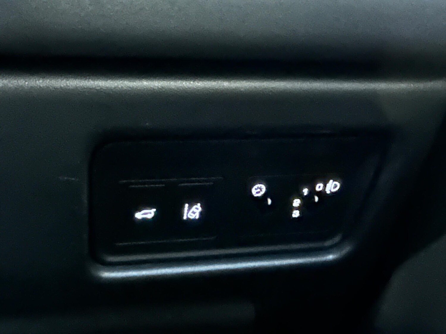 Used Land Rover Discovery Sport 2017 for sale - 77457957: Photo 22