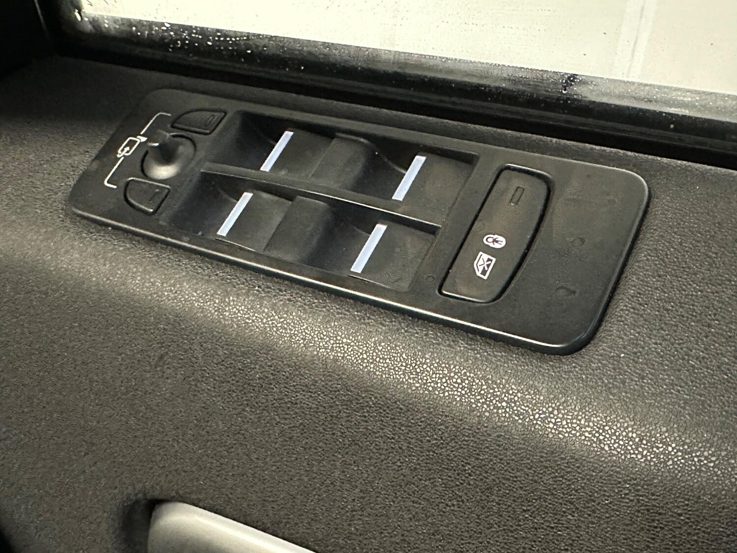 Used Land Rover Discovery Sport 2017 for sale - 77457957: Photo 23