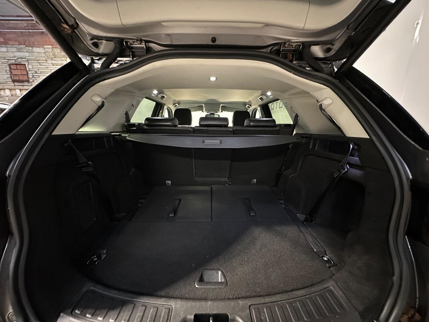 Used Land Rover Discovery Sport 2017 for sale - 77457957: Photo 25