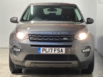 Used Land Rover Discovery Sport 2017 for sale - 77457957: Photo