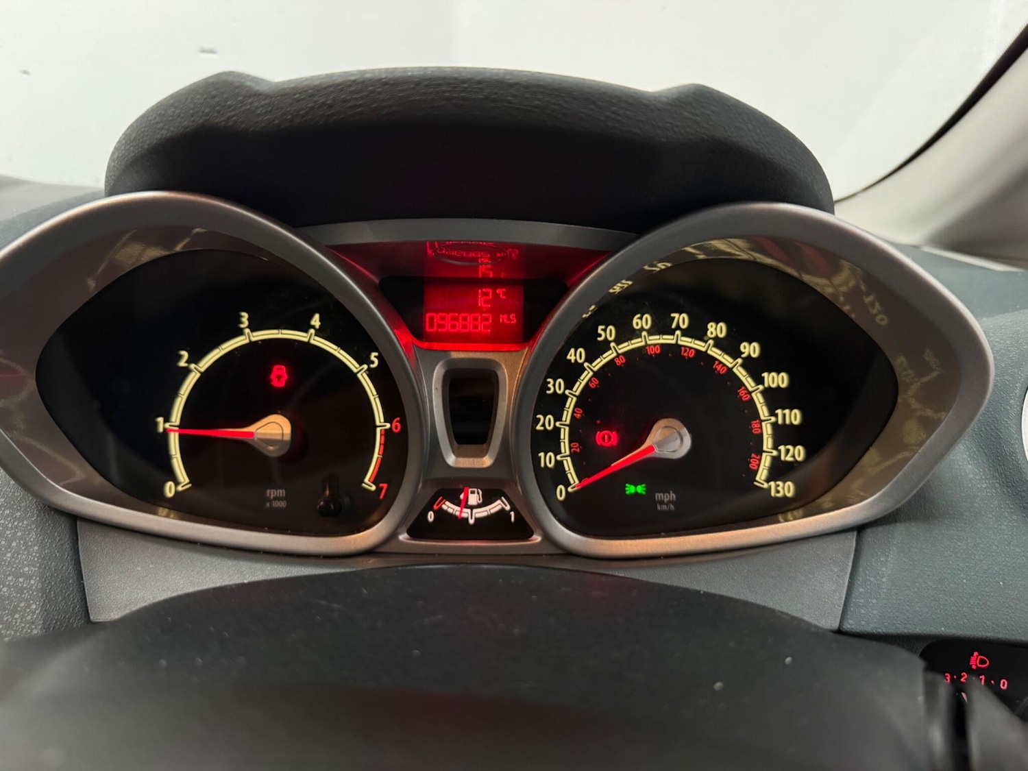 Used Ford Fiesta 2010 for sale - 77911371: Photo 9