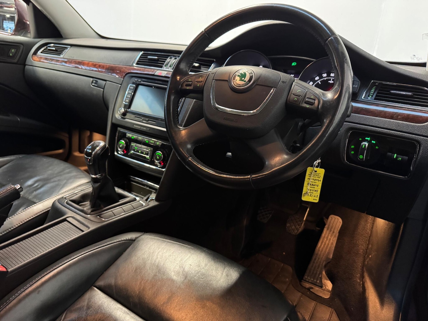 Used Skoda Superb 2012 for sale - 76691647: Photo 3