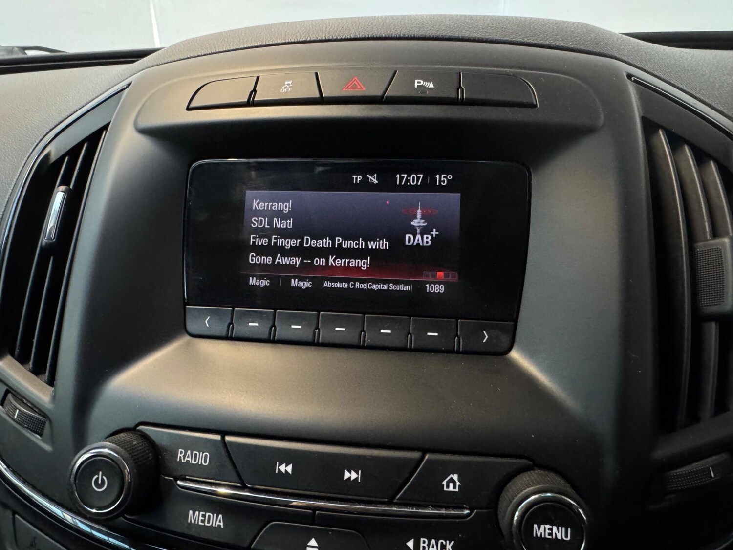 Used Vauxhall Insignia 2015 for sale - 77983076: Photo 13