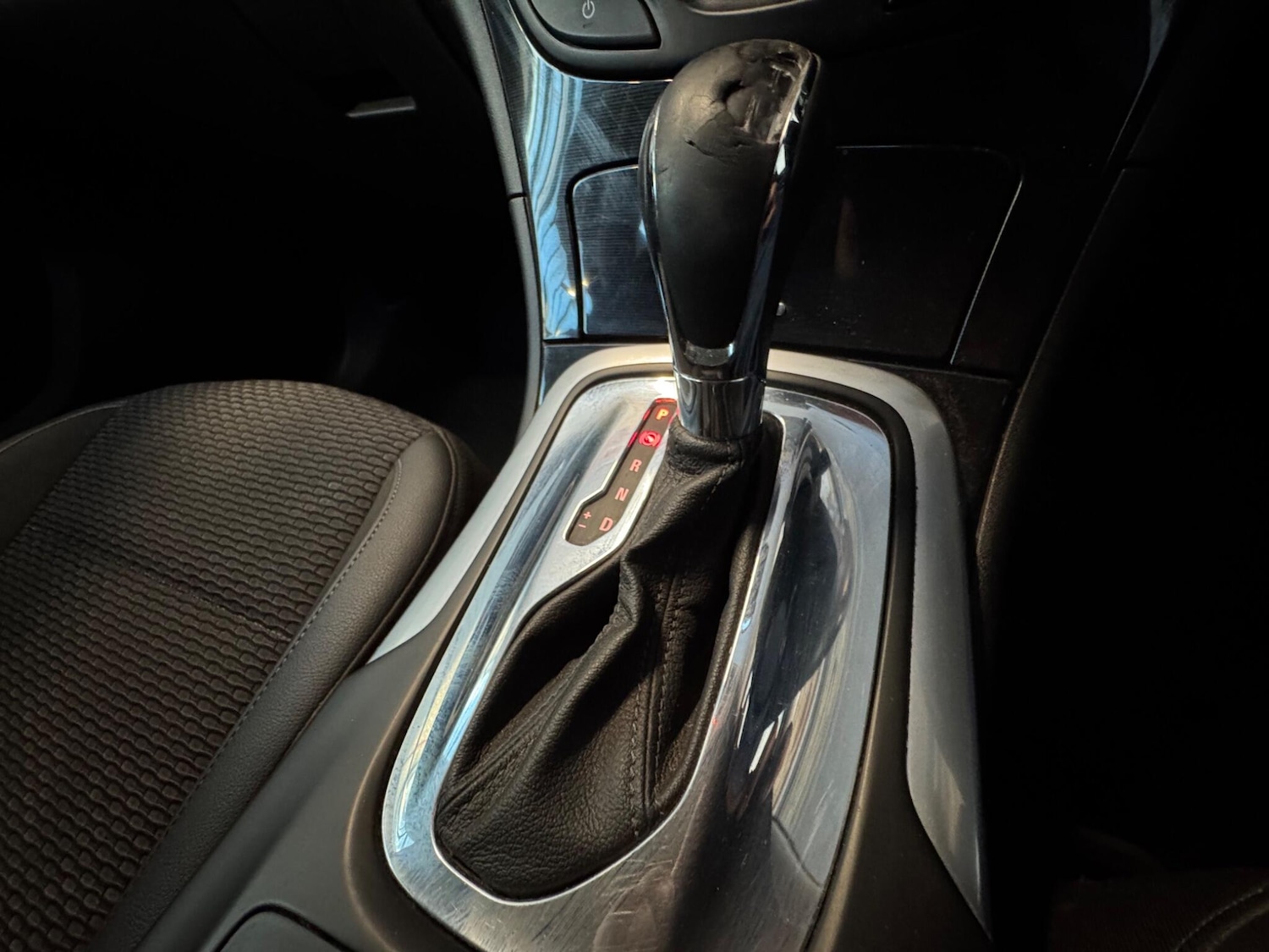 Used Vauxhall Insignia 2015 for sale - 77983076: Photo 16