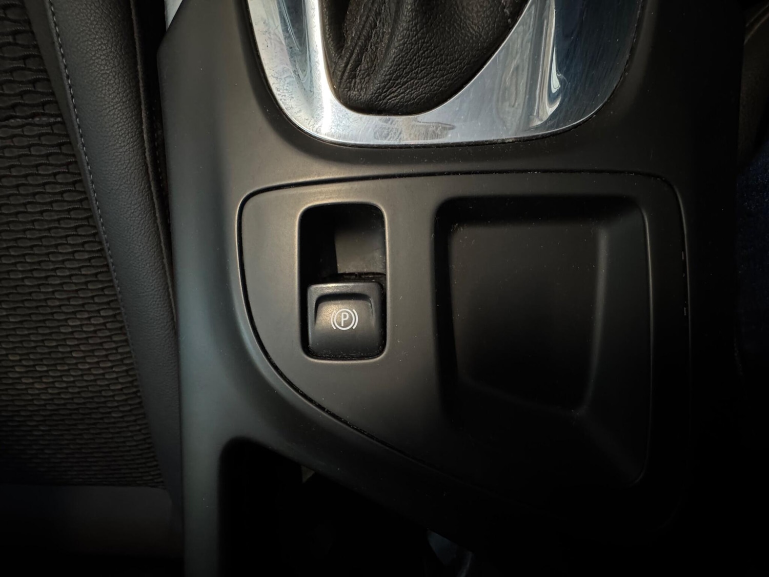 Used Vauxhall Insignia 2015 for sale - 77983076: Photo 17