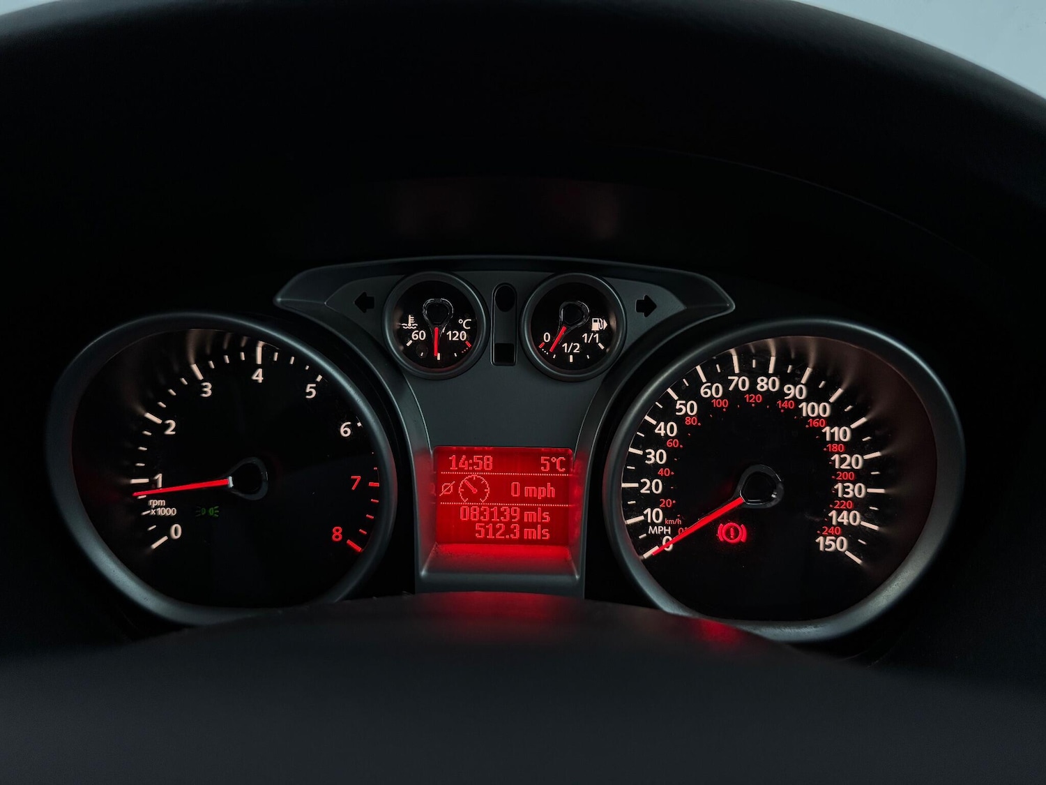 Used Ford Focus 2011 for sale - 76635909: Photo 9