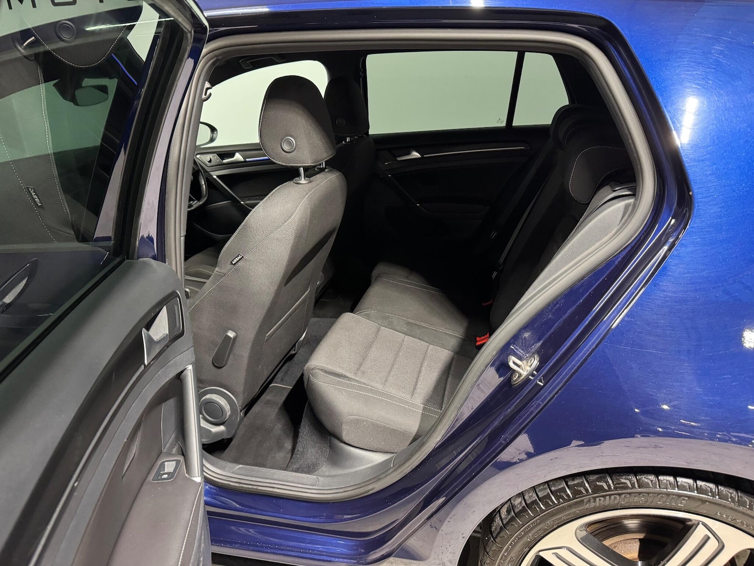 Used Volkswagen Golf 2017 for sale - 77043093: Photo 12