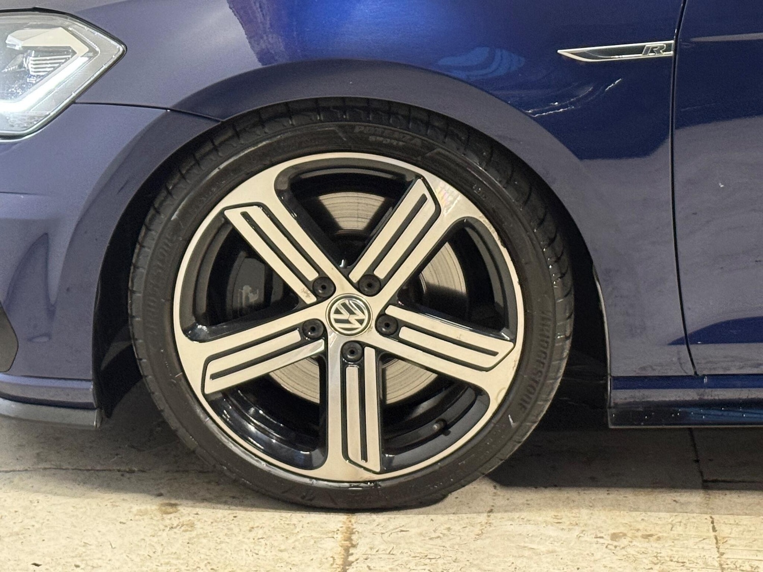 Used Volkswagen Golf 2017 for sale - 77043093: Photo 37