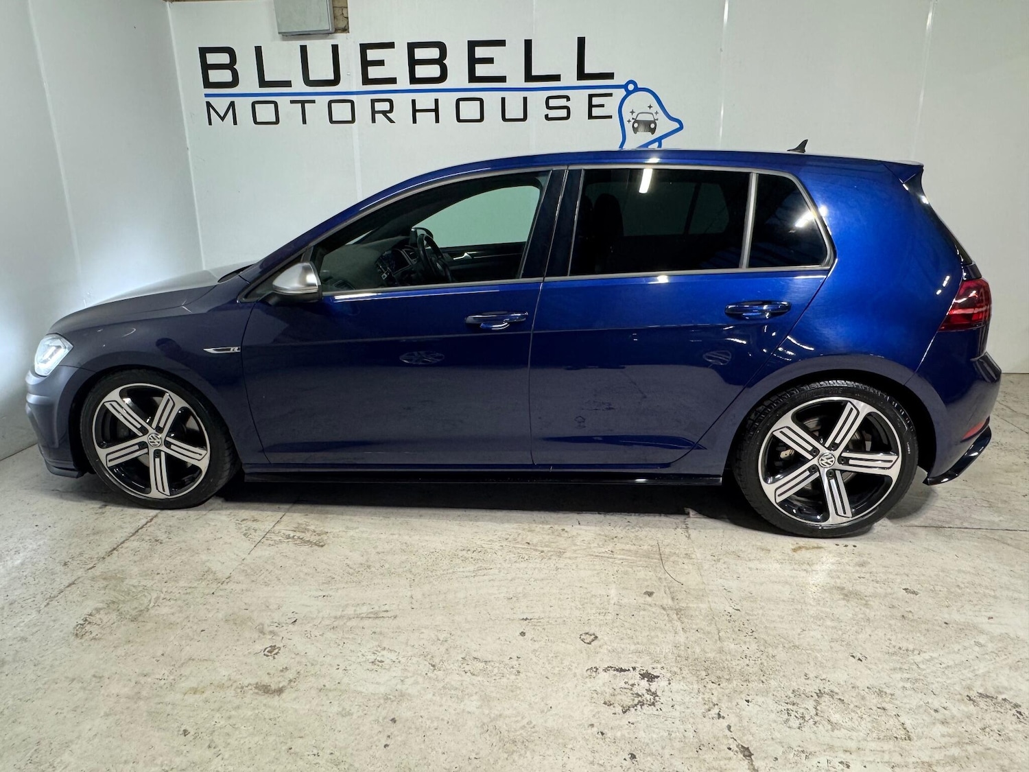 Used Volkswagen Golf 2017 for sale - 77043093: Photo 8