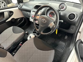 Used Toyota AYGO 2012 for sale - 79663814: Photo