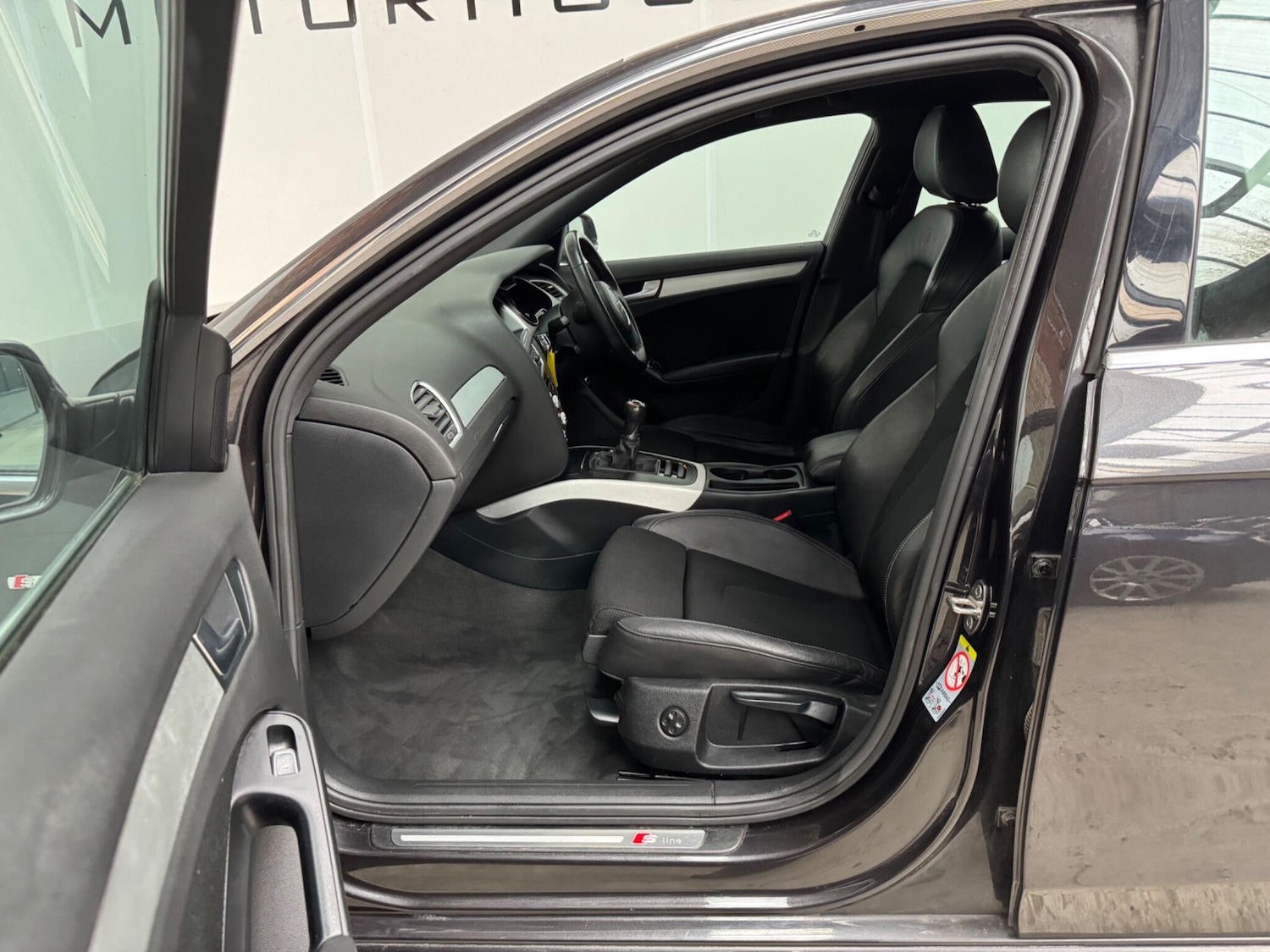 Used Audi A4 2013 for sale - 77600513: Photo 11