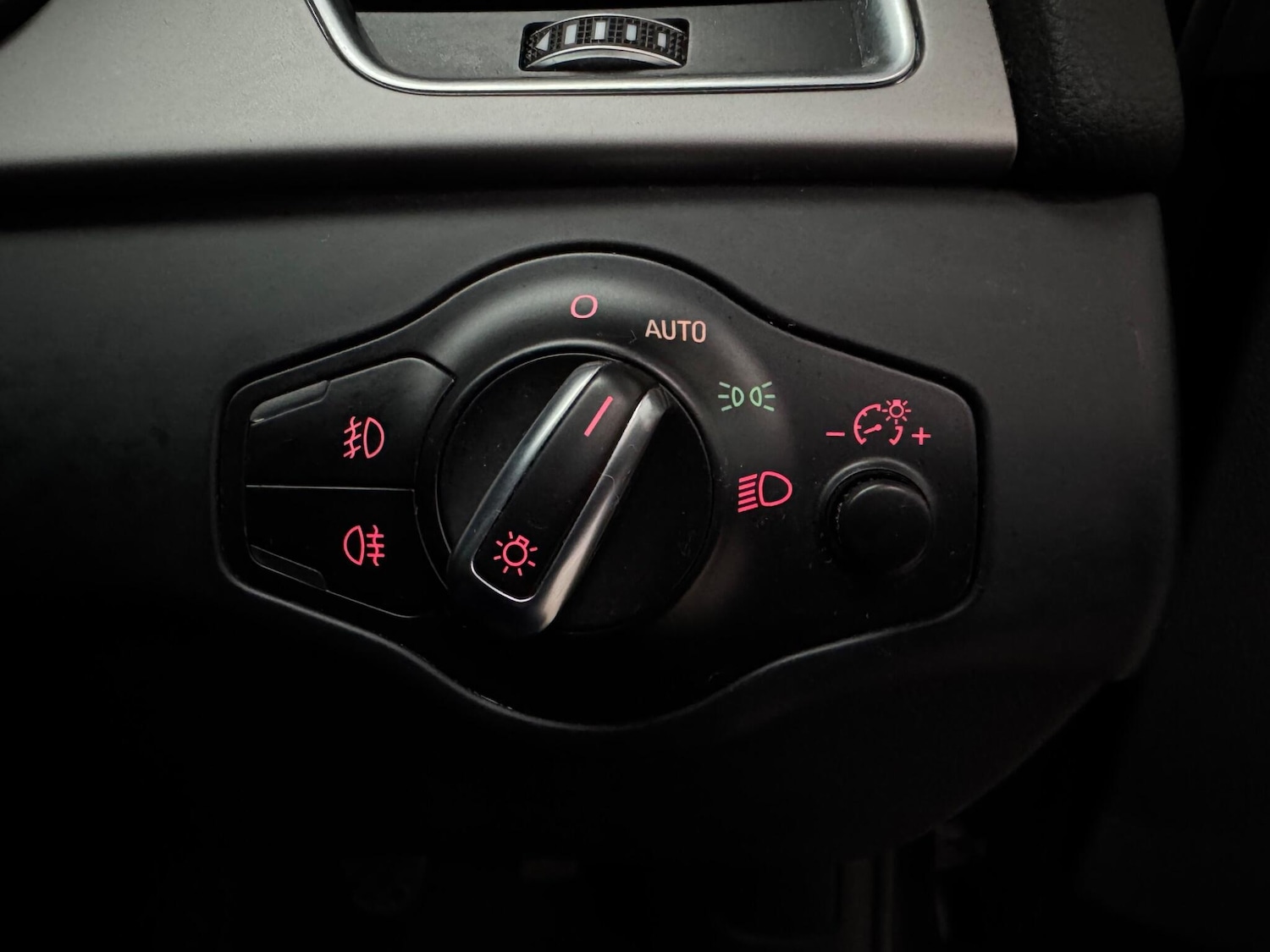 Used Audi A4 2013 for sale - 77600513: Photo 22