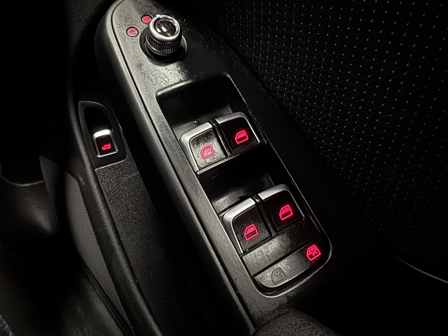 Used Audi A4 2013 for sale - 77600513: Photo 23