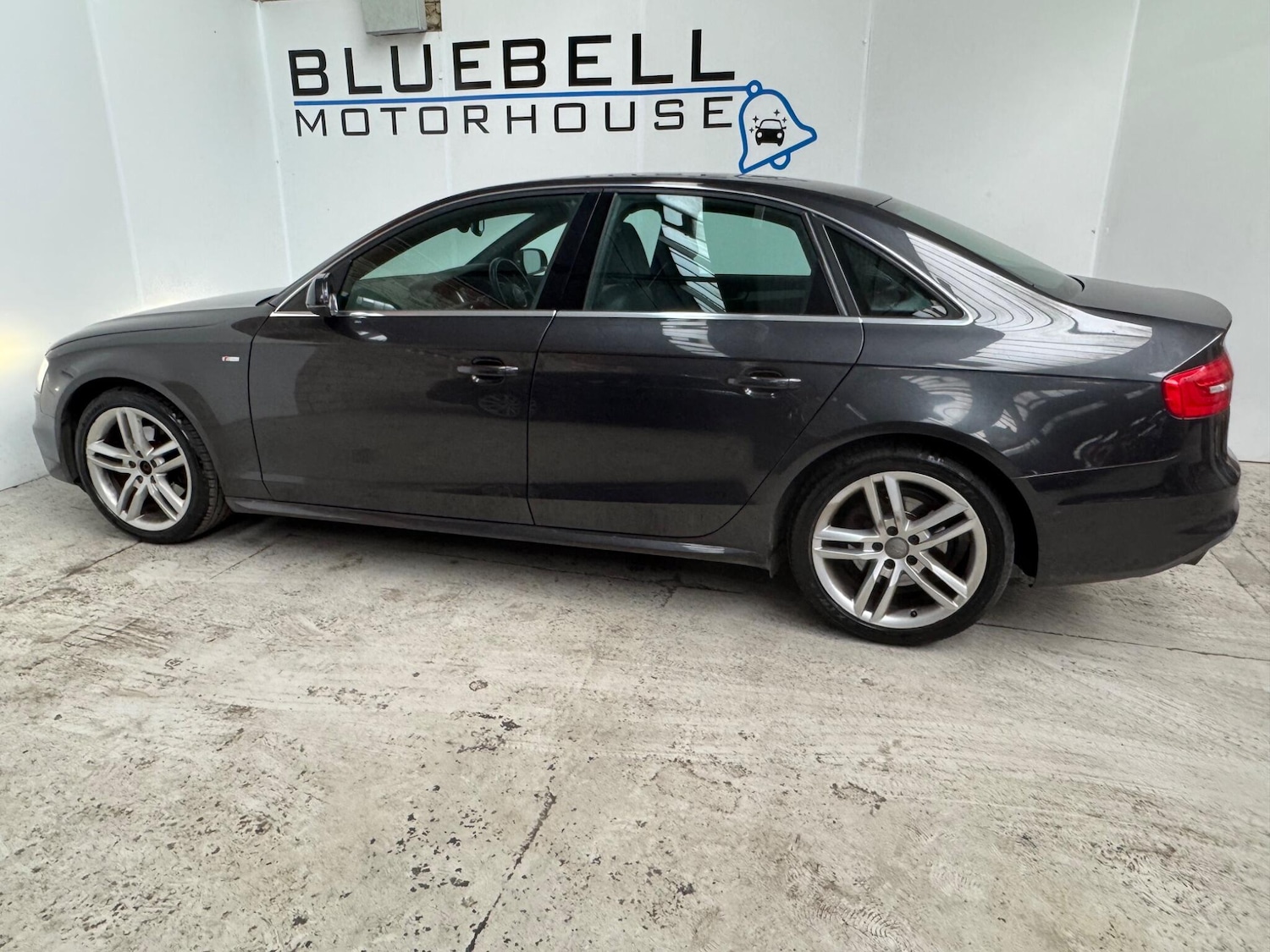 Used Audi A4 2013 for sale - 77600513: Photo 8