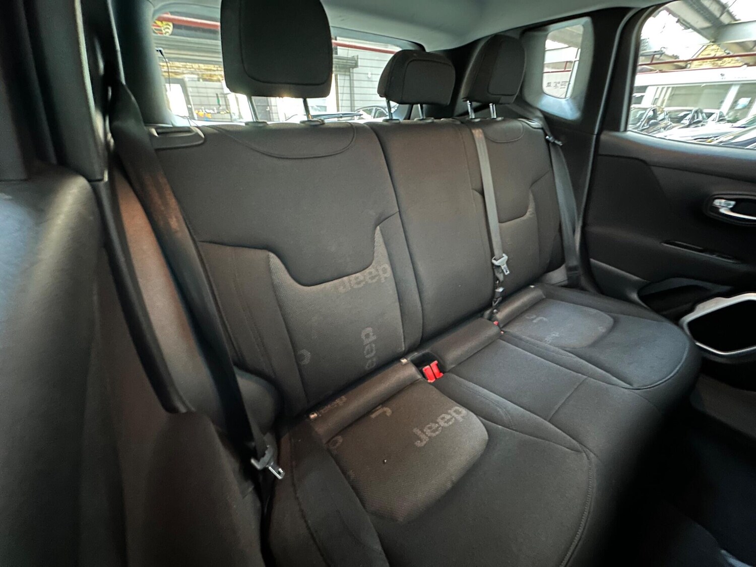 Used Jeep Renegade 2016 for sale - 78175832: Photo 10