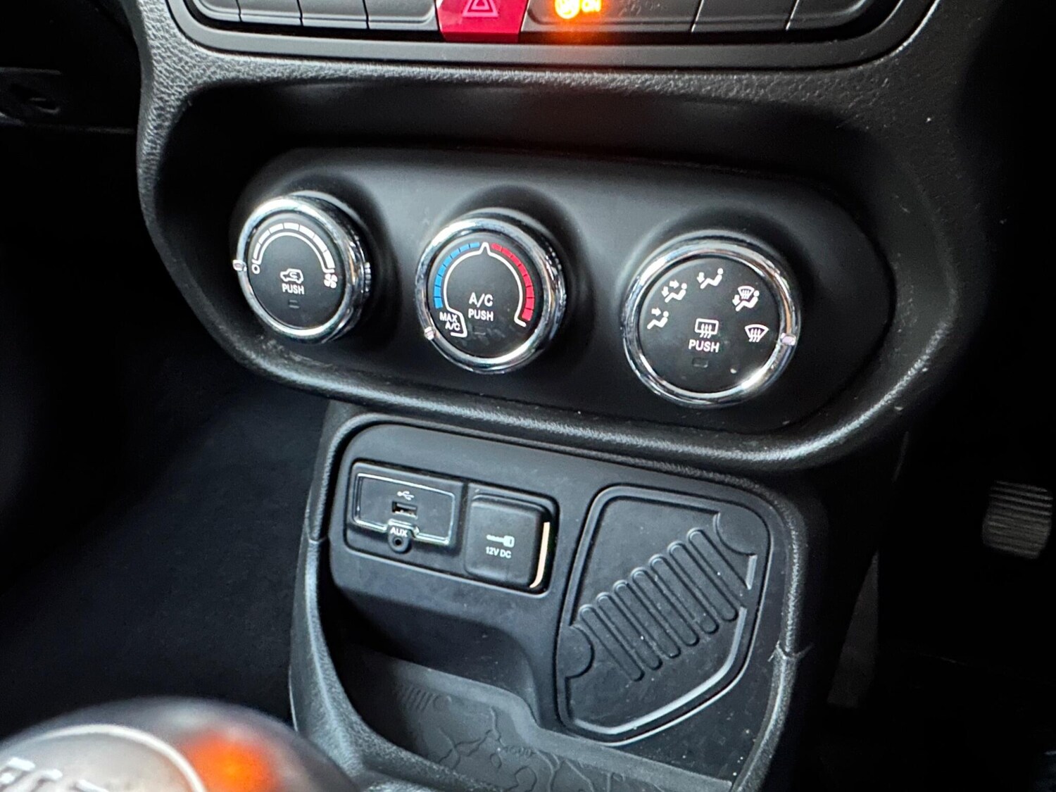 Used Jeep Renegade 2016 for sale - 78175832: Photo 17