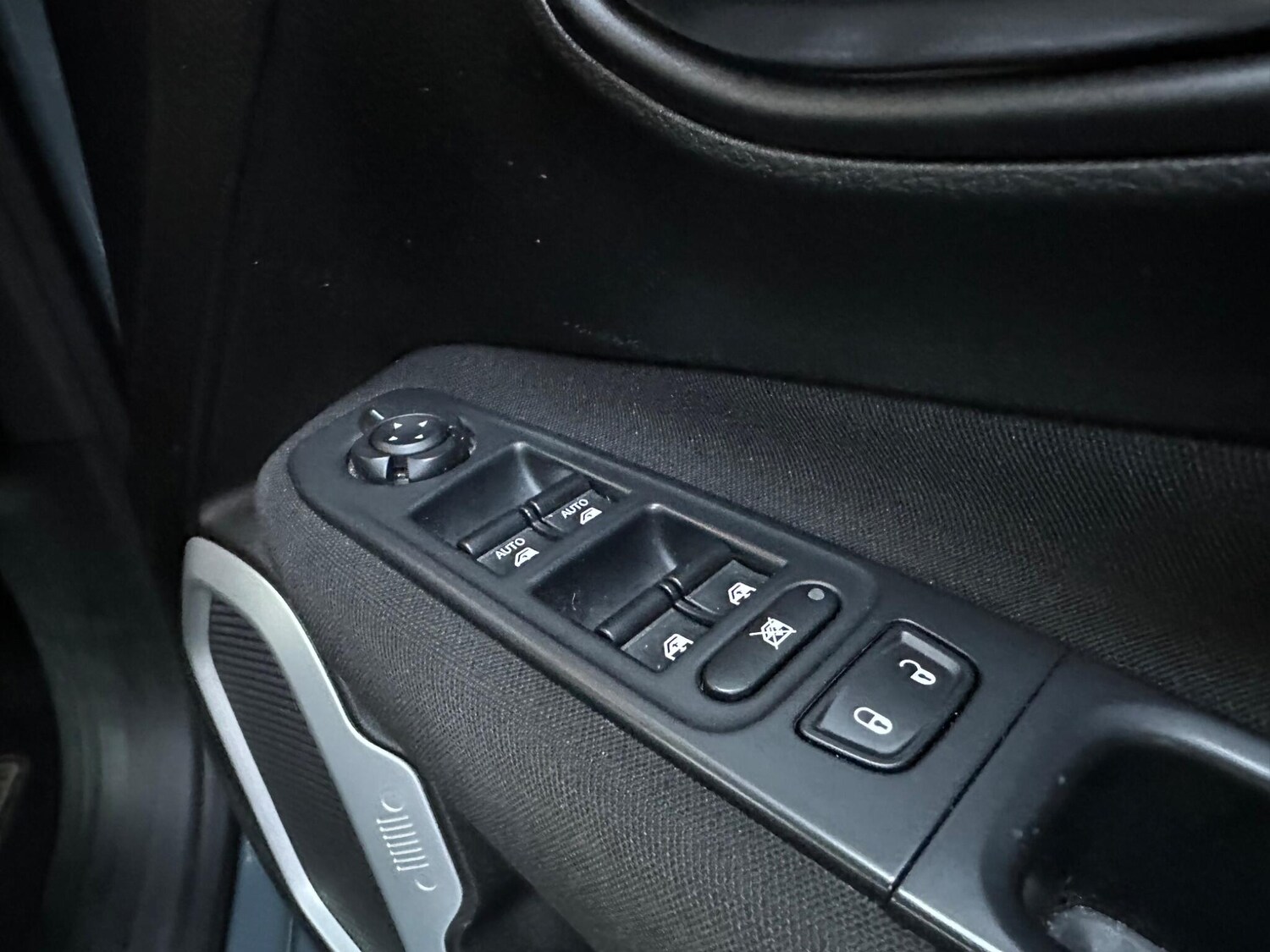 Used Jeep Renegade 2016 for sale - 78175832: Photo 19