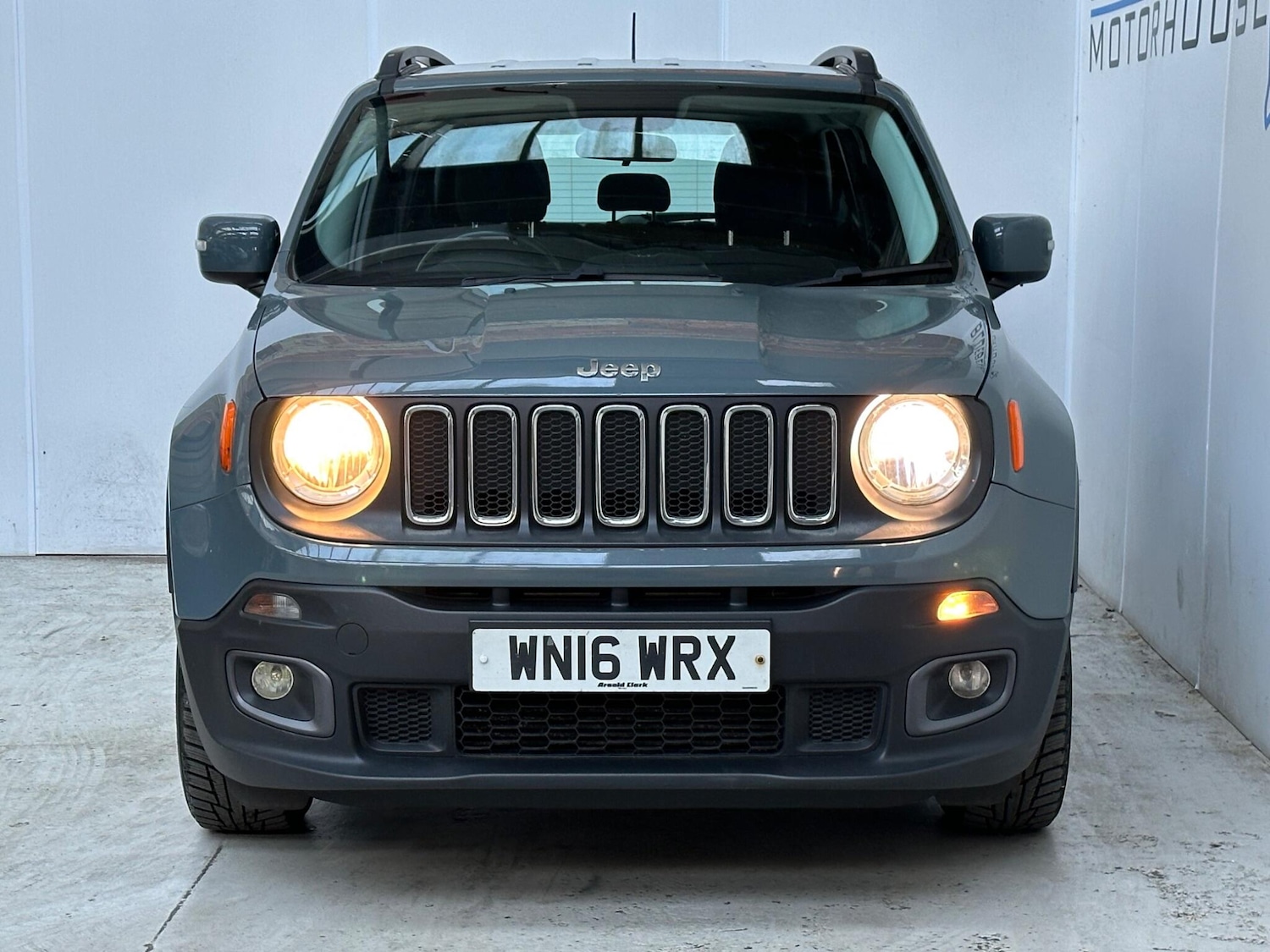 Used Jeep Renegade 2016 for sale - 78175832: Photo 2