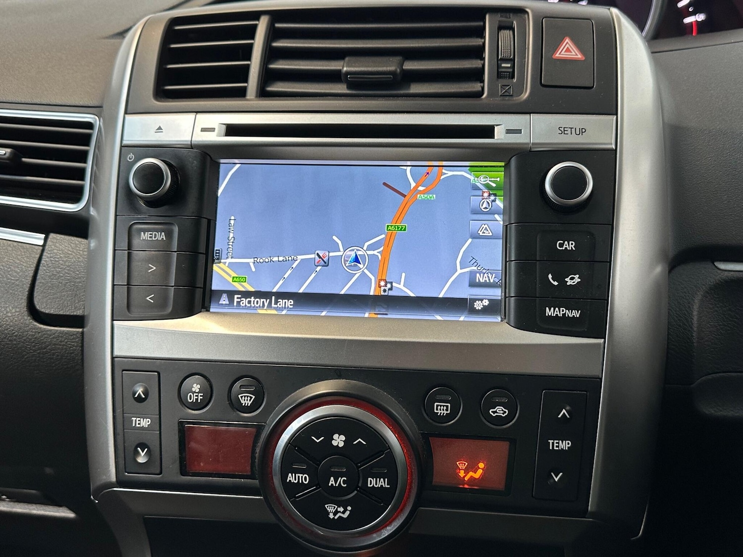 Used Toyota Verso 2014 for sale - 77075889: Photo 16