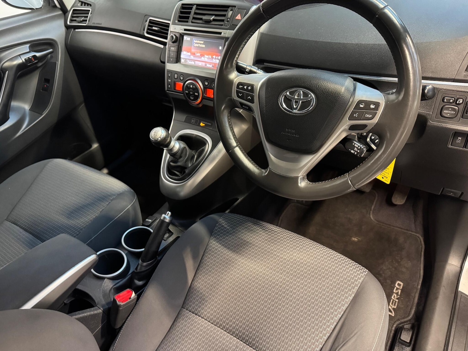 Used Toyota Verso 2014 for sale - 77075889: Photo 4