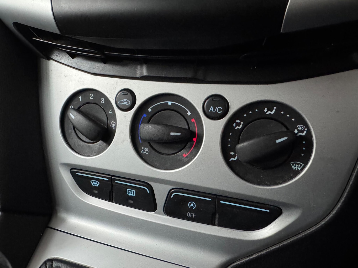 Used Ford Focus 2012 for sale - 78088744: Photo 18