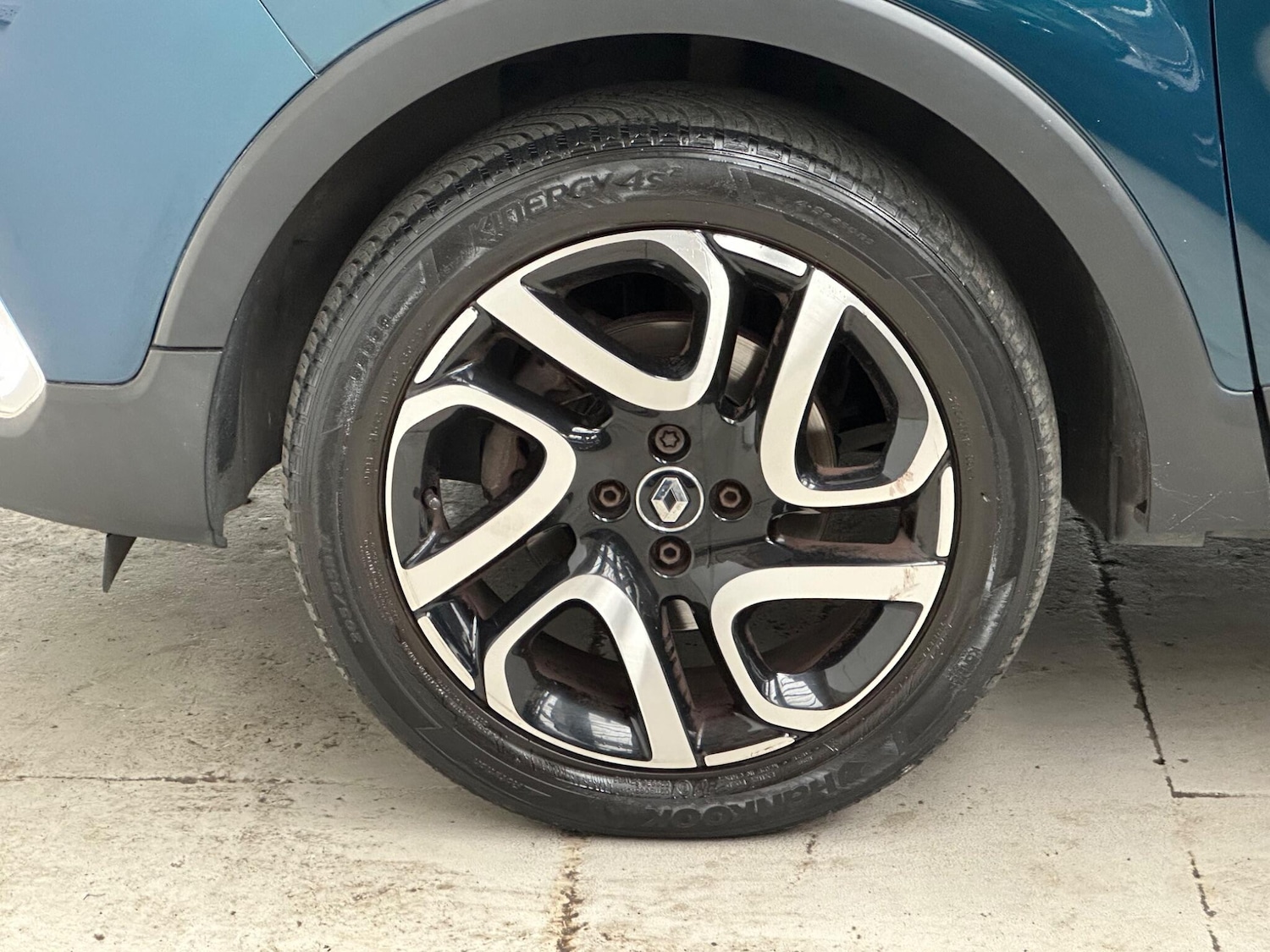 Used Renault Captur 2017 for sale - 78103130: Photo 23