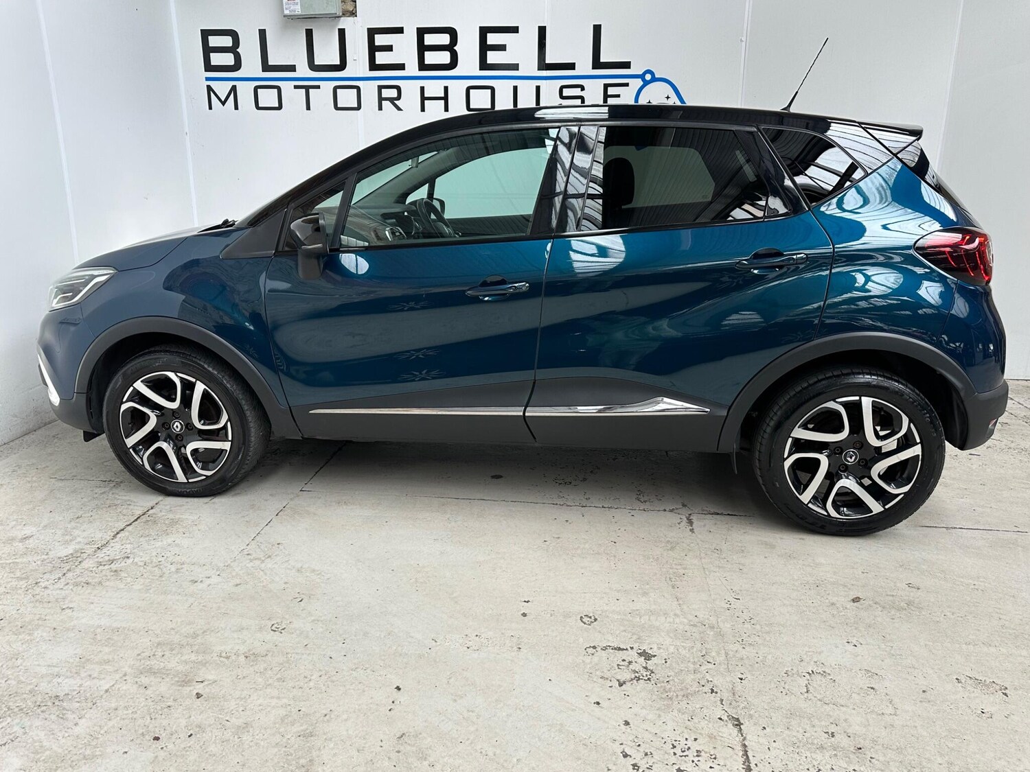 Used Renault Captur 2017 for sale - 78103130: Photo 8