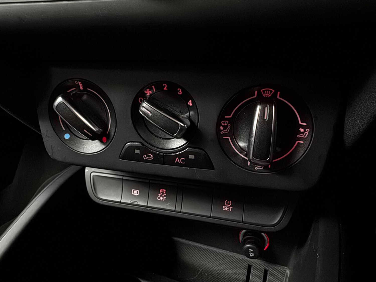 Used Audi A1 2014 for sale - 77995197: Photo 17