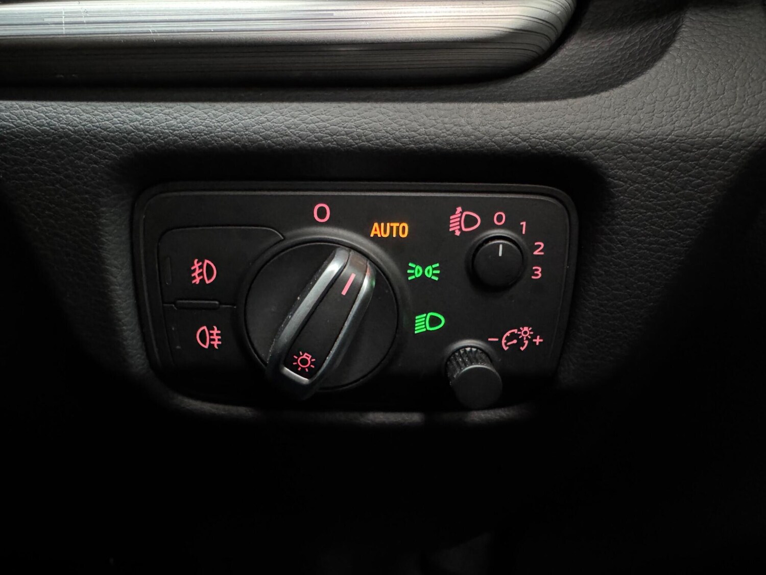 Used Audi A3 2013 for sale - 78022669: Photo 24