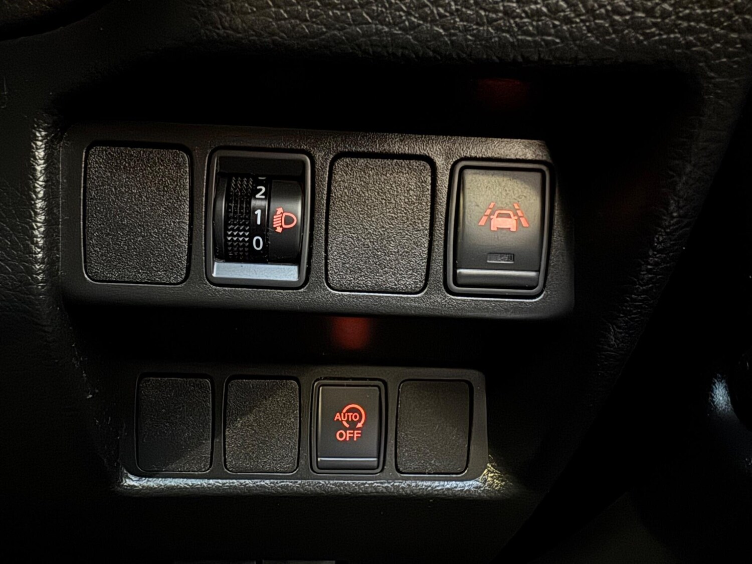 Used Nissan Qashqai 2017 for sale - 77740172: Photo 24