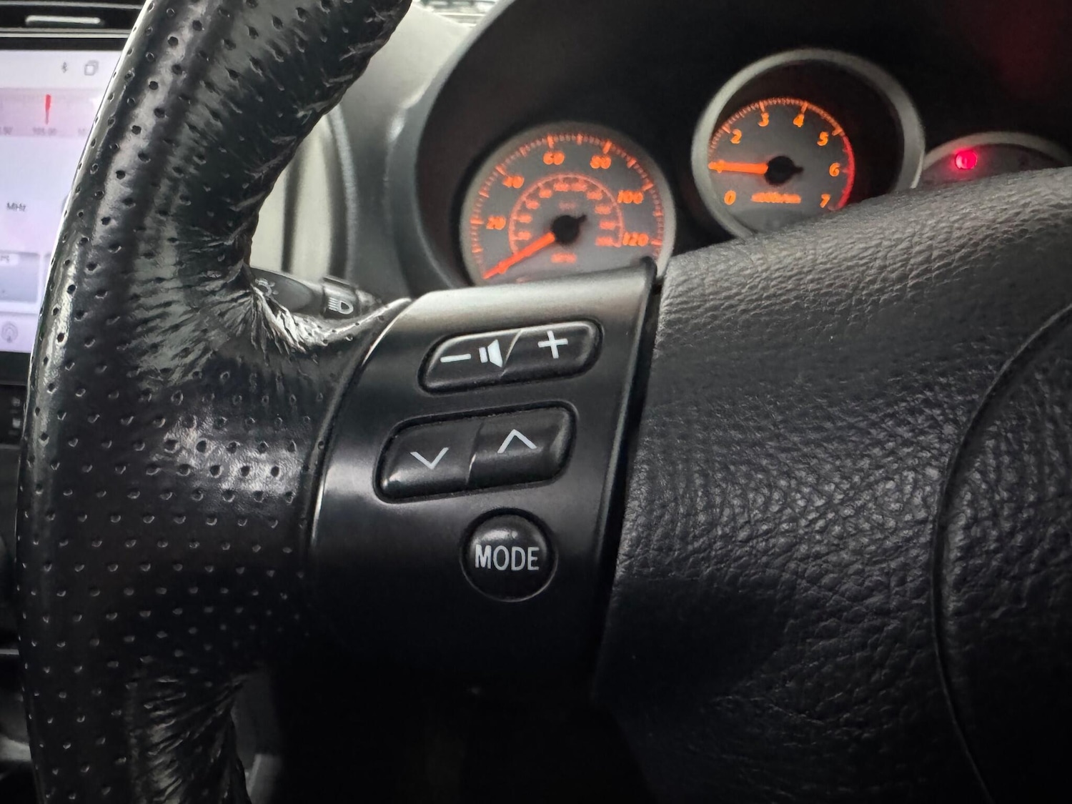 Used Toyota RAV4 2004 for sale - 76261749: Photo 14