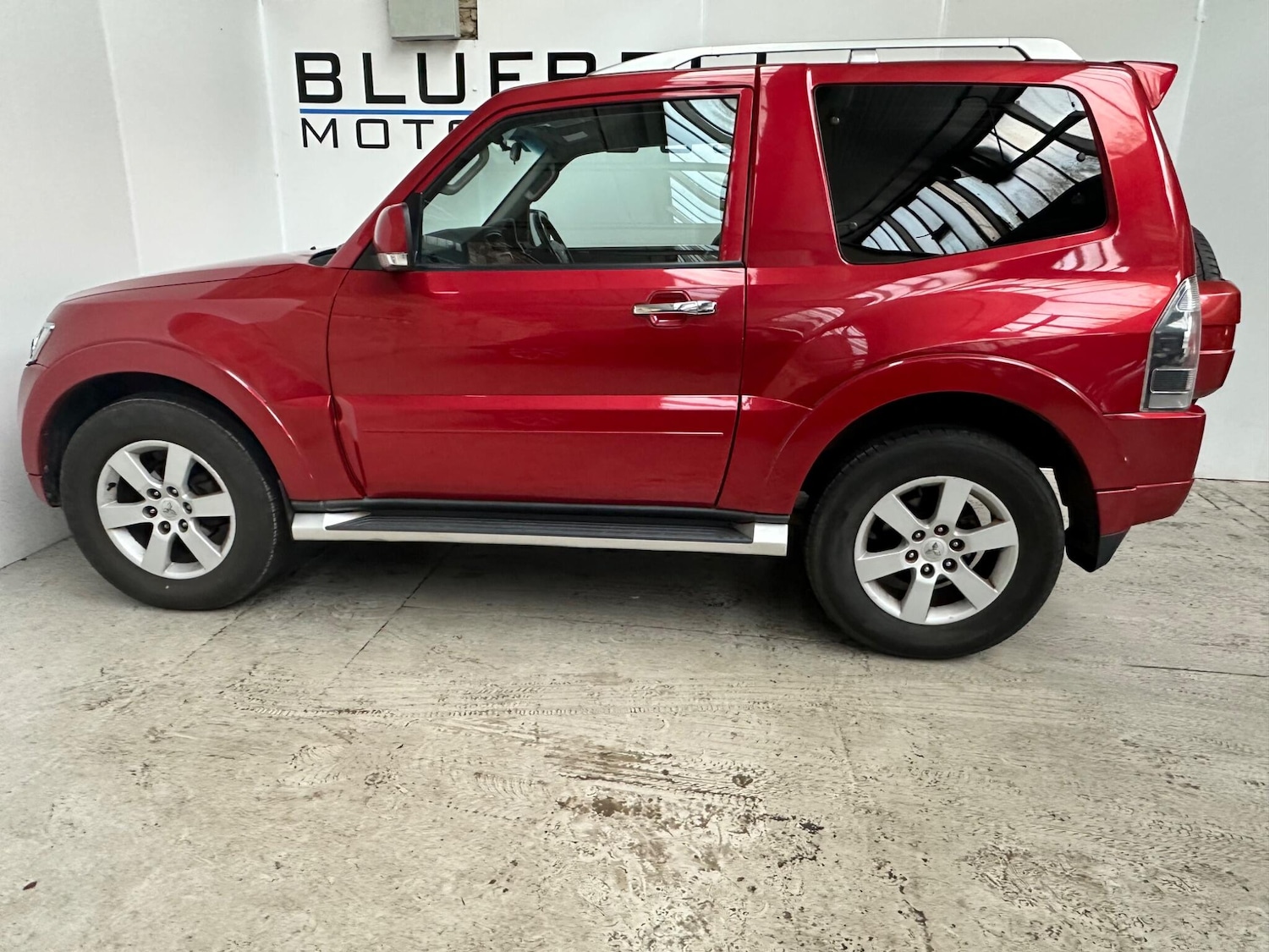 Used Mitsubishi Shogun 2010 for sale - 77269461: Photo 6