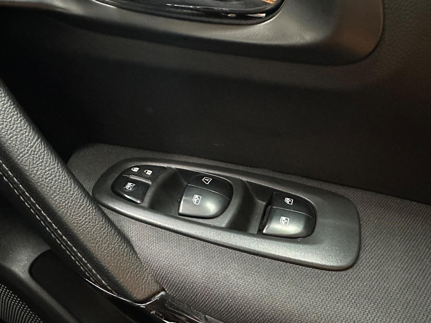 Used Renault Kadjar 2017 for sale - 77810336: Photo 20