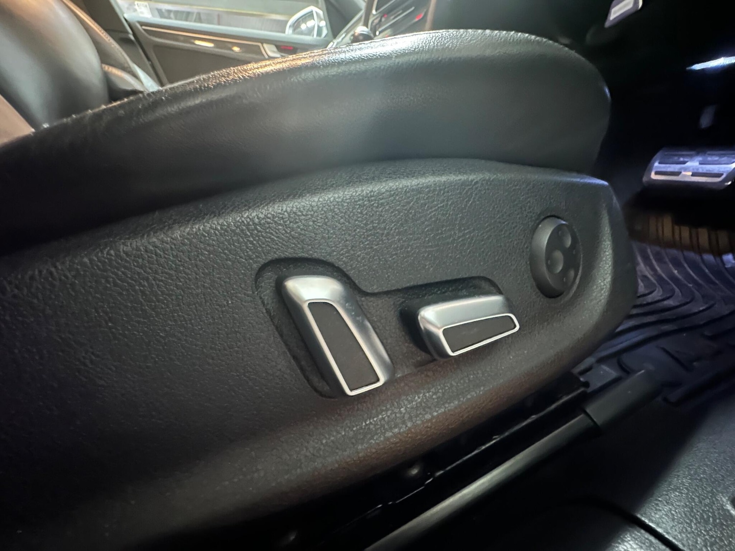 Used Audi RS4 2014 for sale - 77018474: Photo 29