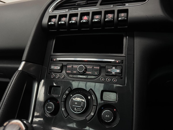 Used Peugeot 3008 2015 for sale - 76310071: Photo 22