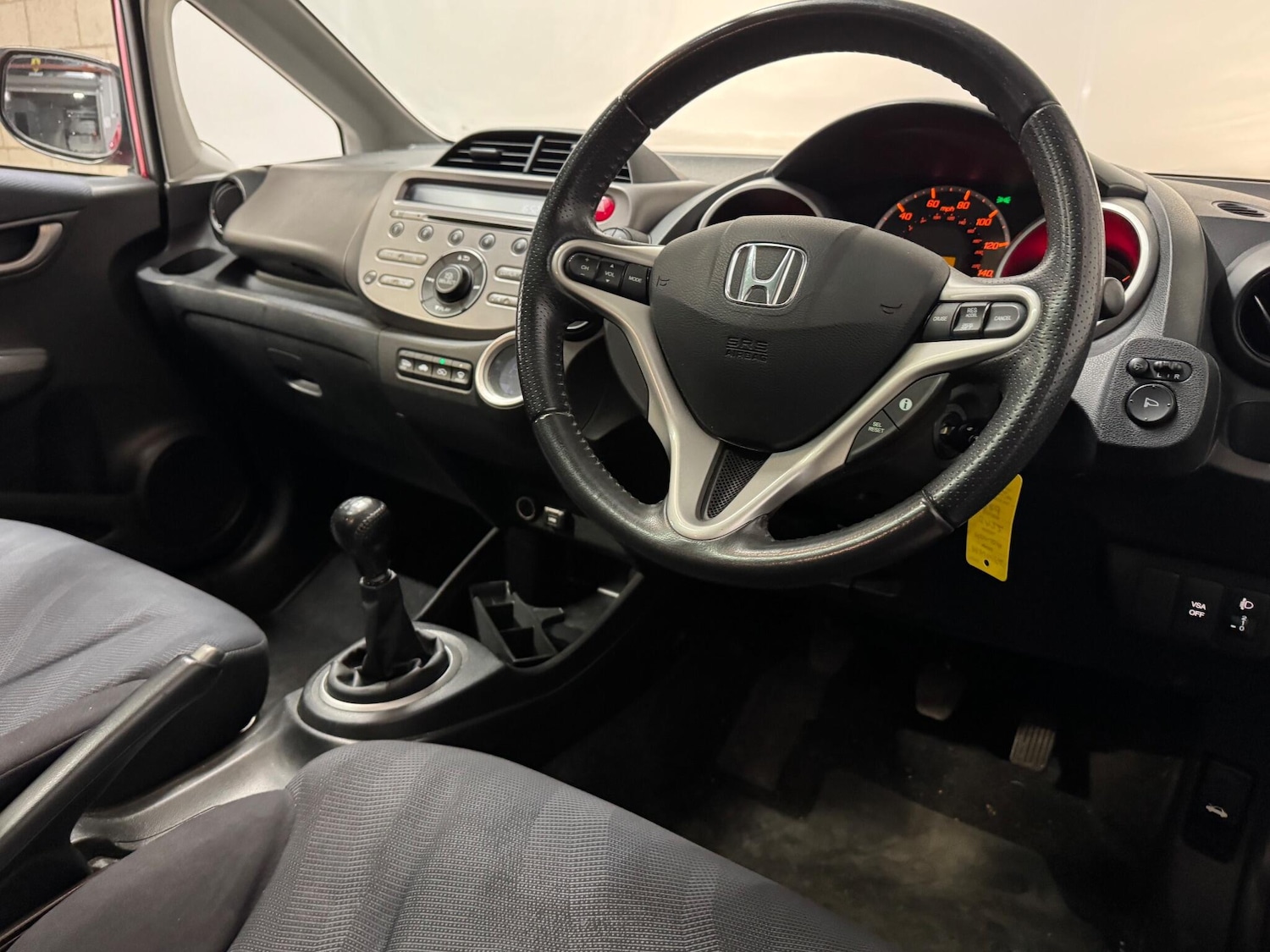 Used Honda Jazz 2011 for sale - 76635910: Photo 3
