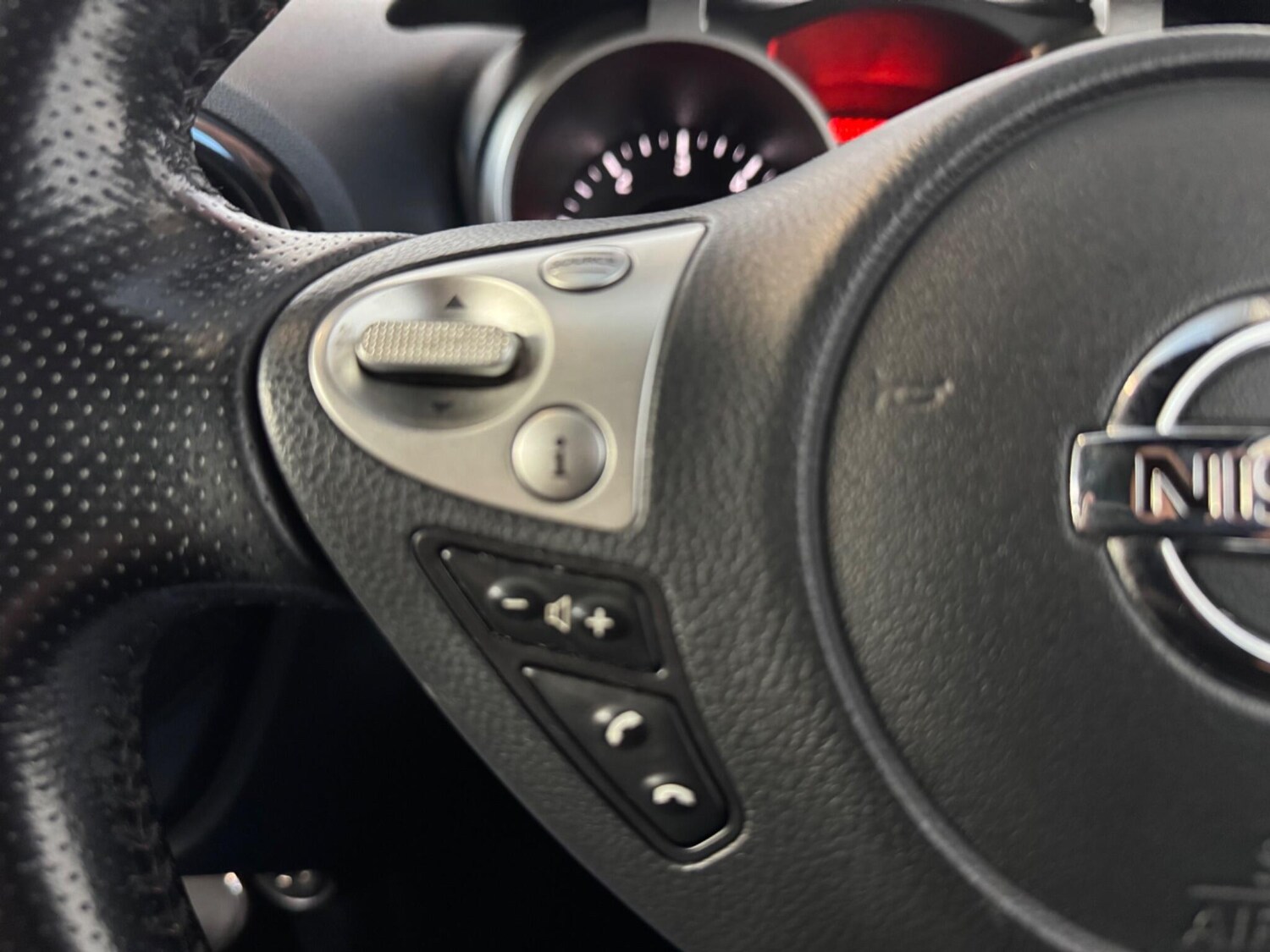 Used Nissan Juke 2017 for sale - 77983067: Photo 23