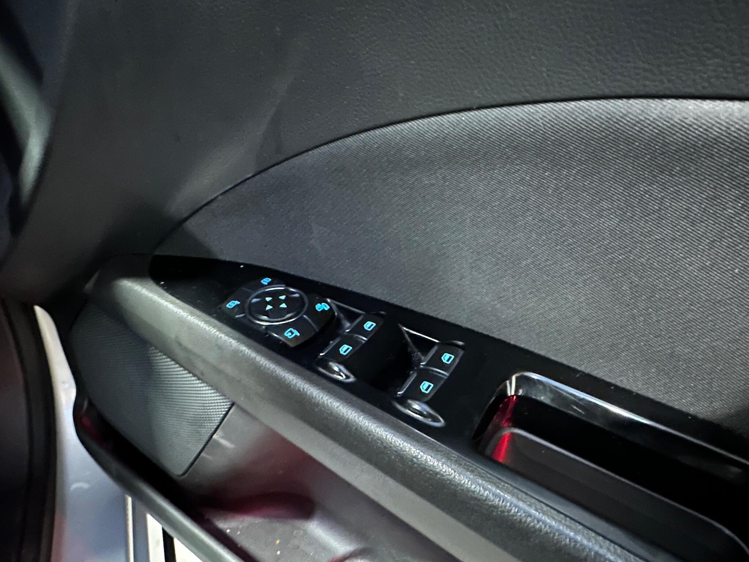 Used Ford Mondeo 2015 for sale - 76434572: Photo 13