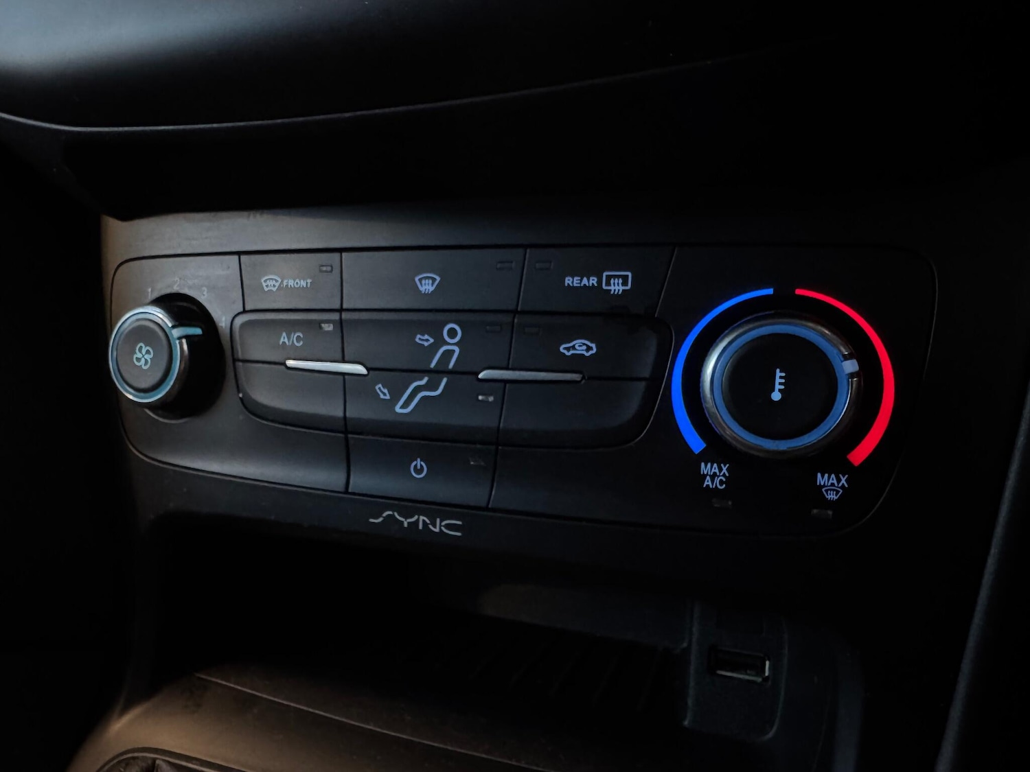 Used Ford Focus 2015 for sale - 76773536: Photo 19