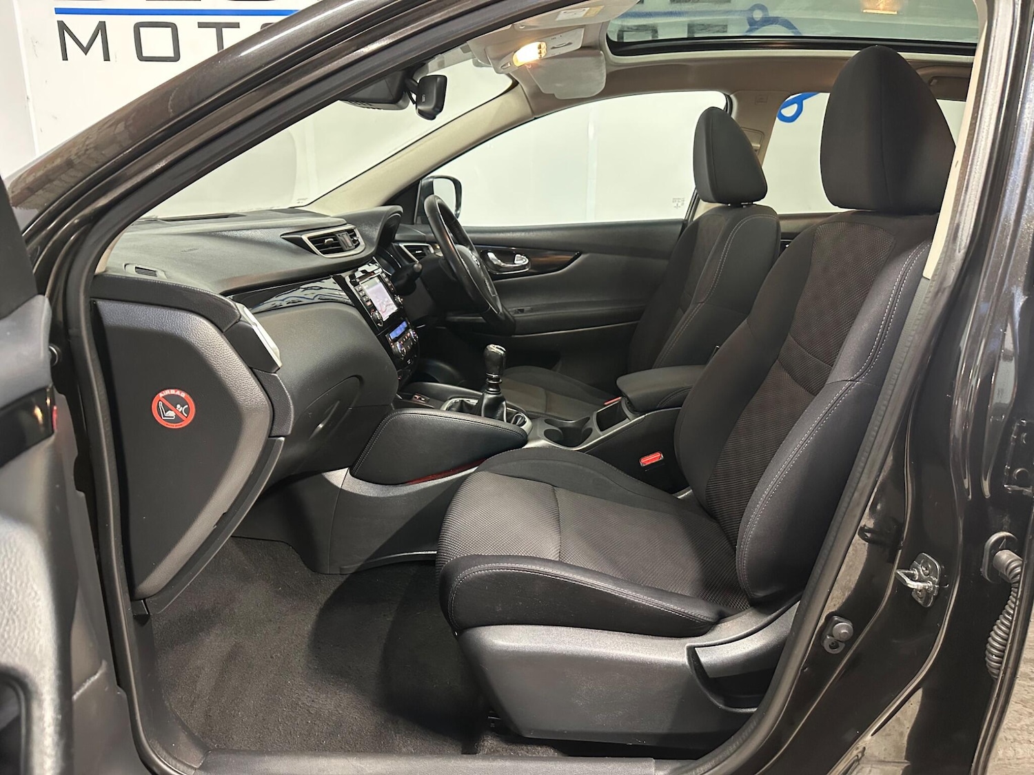 Used Nissan Qashqai 2014 for sale - 77307768: Photo 12