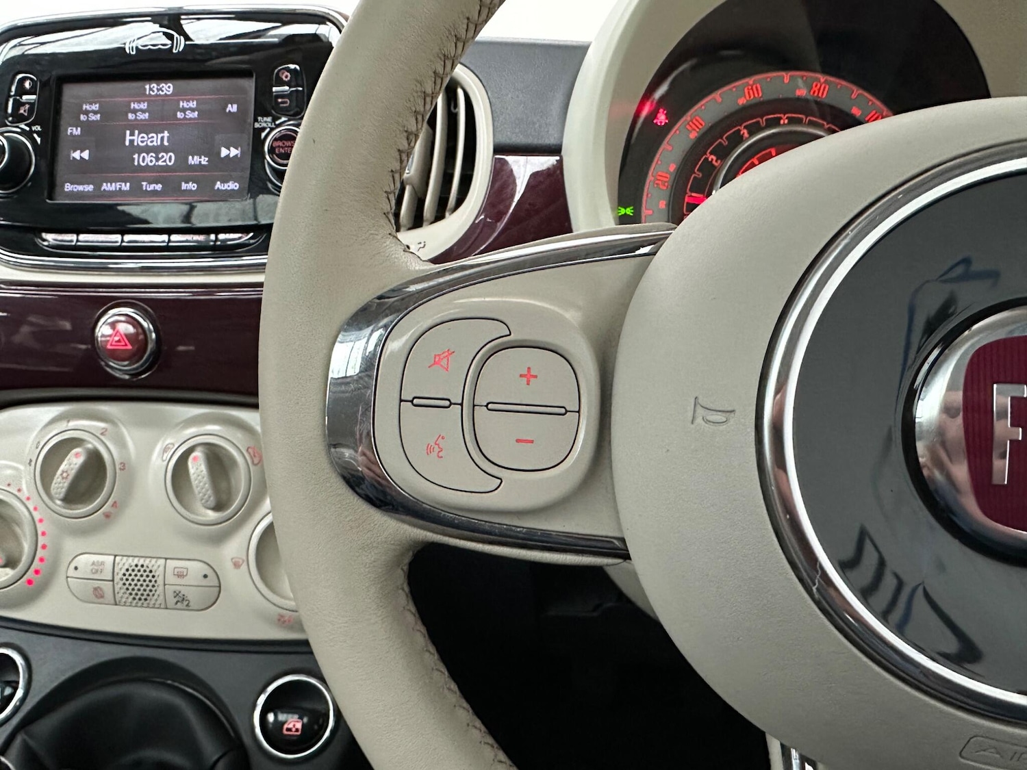 Used Fiat 500 2016 for sale - 77726231: Photo 15