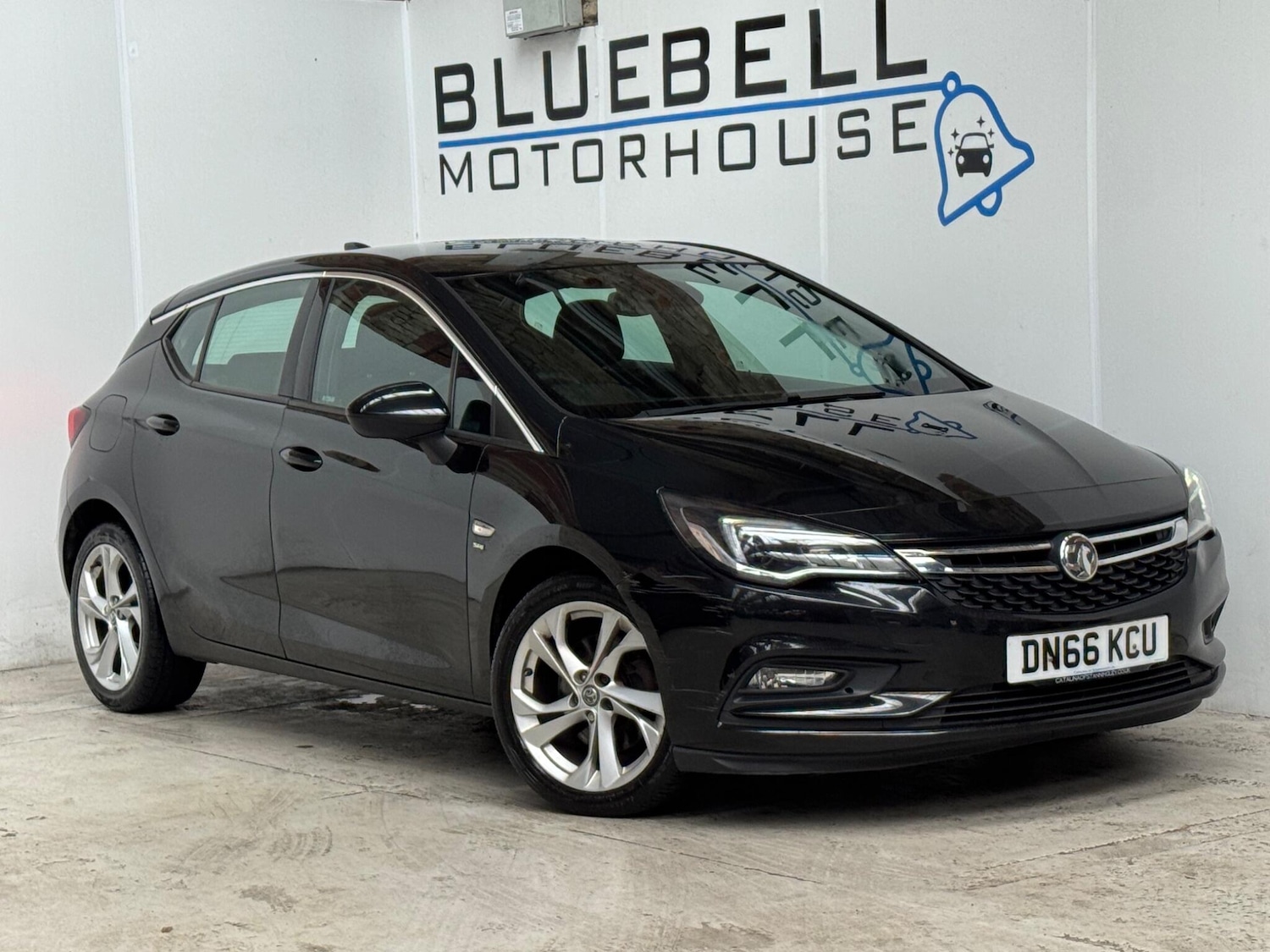 Used Vauxhall Astra 2016 for sale - 78022659: Photo 1