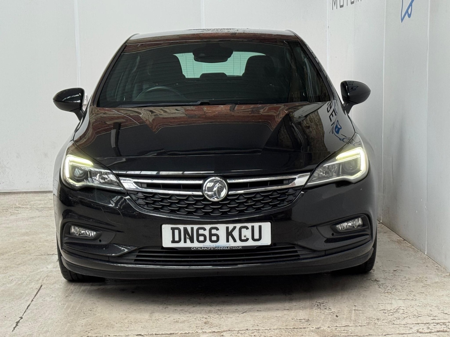 Used Vauxhall Astra 2016 for sale - 78022659: Photo 2