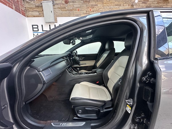 Used Jaguar XF 2017 for sale - 76033594: Photo 12